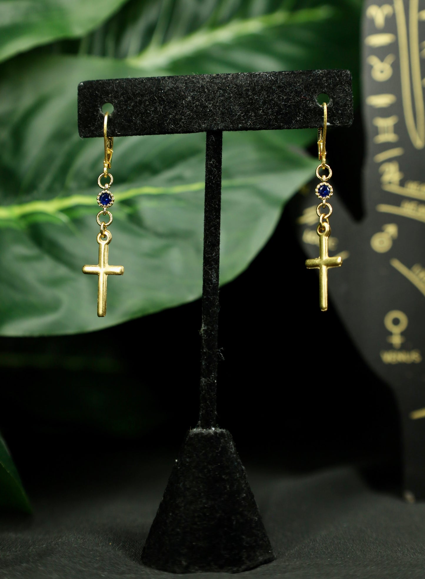Cross my Heart earrings