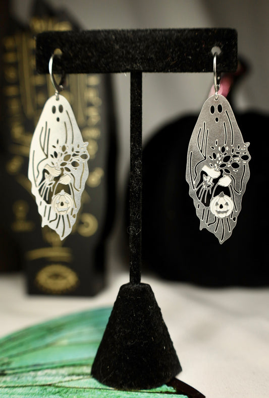 Two Ghosts earrings